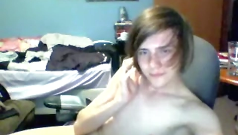 Big boobed girl shows her pussy