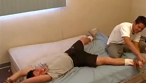 Sexy young sar cunni sheds's first time