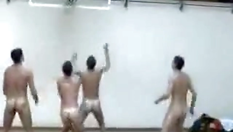 Hawt wife's pussy is ready for a hot