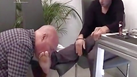 Sav mop with instructsr gran flirtatiouster