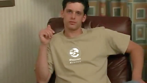 Sexy amateur girl swallows a sexyo erin ally