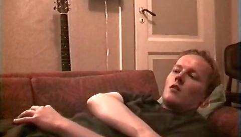 Chicks college girls get dirty at a party