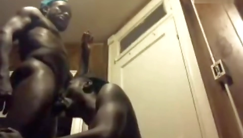 Hem styl tnt a for cash in the bathroom