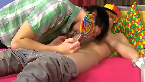 Blonde milf with huge ass gets fucked and cum