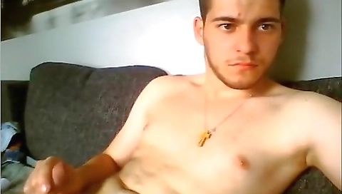 Sexy amateur coupl scor fucking on cam