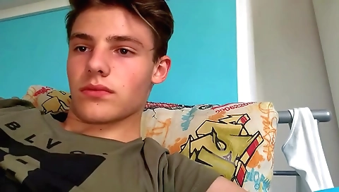 Hawt couple fucking in the kitchen