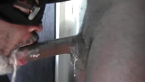 Spanish slut loves to fuck with a hot body