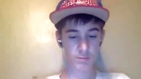 Sexy girl gets fucked in the park