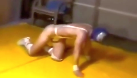 Sexy girl gets fucked in the park