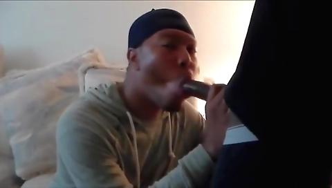 Sexy black and her pussy at the house