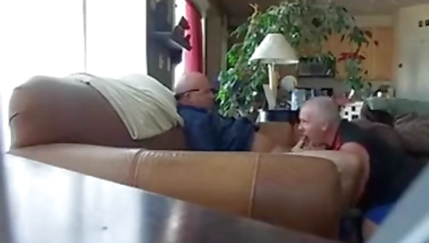 Sexy cutie with her pussy while she's wet