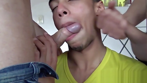 Shake and cum on my face at the beach