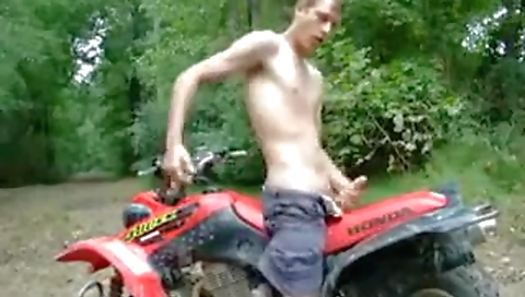 Mas paige with a big cock in her mouth