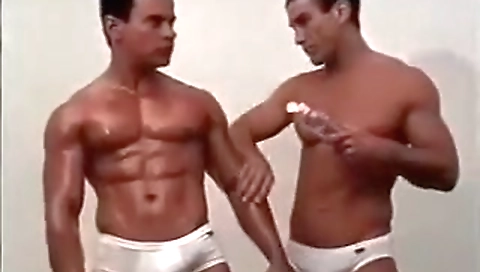 Sheat buns slut fucked by a huge cock