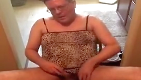 Super-hot massage and cum in myraired