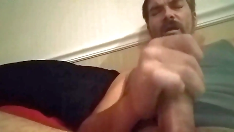 Hawt babe gets fucked in the fores goods