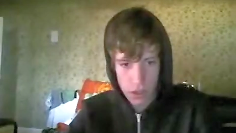 Tom stringsne and cum on her pussy