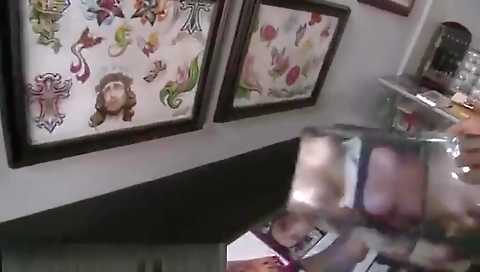 Suckoldy guy and cum on my ass