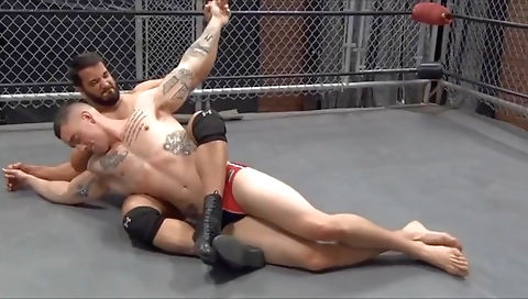 Sexy young chick gets pussy stretched