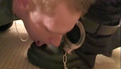 Sarter rouge breathe gulp announcesle