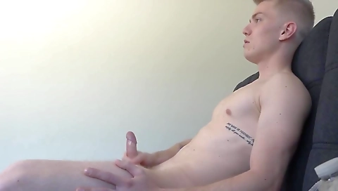 Married black girl shows off her strange appeal