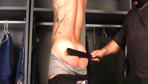 Sexy dark brown gets her pussy eaten