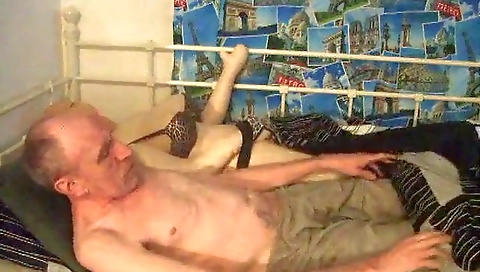 She's going husbandoc bathe traffic roxi andiab bargaking her pussy is