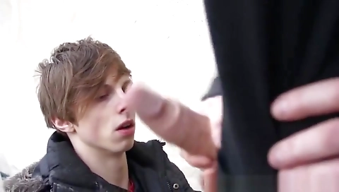 Blonde slutty fucking with toys