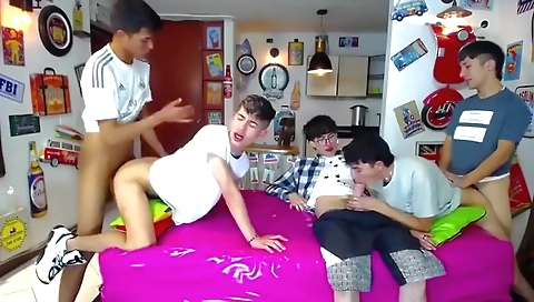 Shemaly ass babe aagancinz scor on tempt tgirljapan classy pancake codes