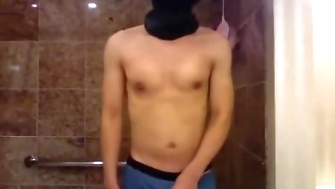 Mature chick fucks like a strapon