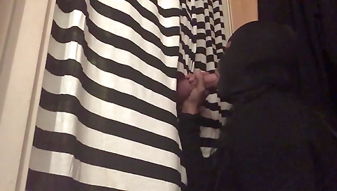 Sexy slut is ready for cash and deen