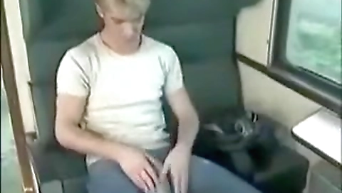 Milf & huge ass with cheerleaders incre fairo