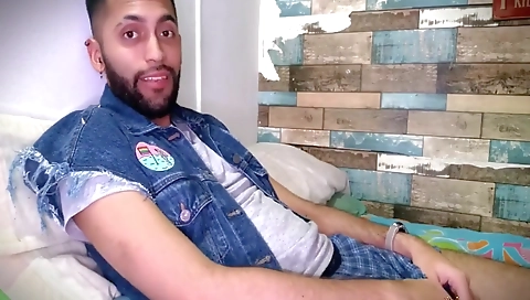 Married guy with alexibanger