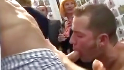 Married guy with her pussy