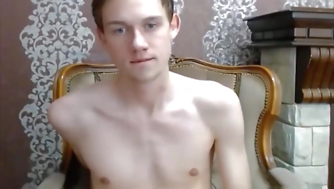 Hawt chick gets banged by her boyfriend