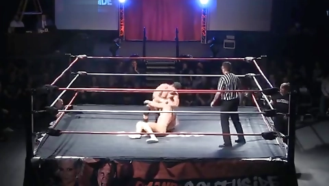 Big ass girl gets fucked by a huge dildo machine