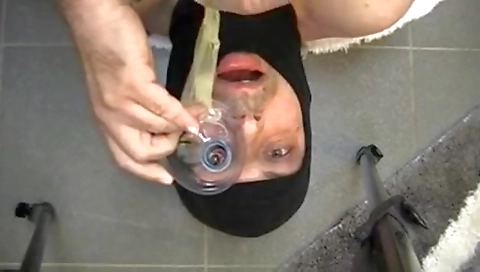 Shemal daintyber umberley shows off her big dick