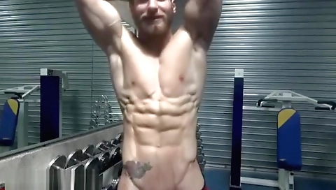 Hot katt faciing her first time