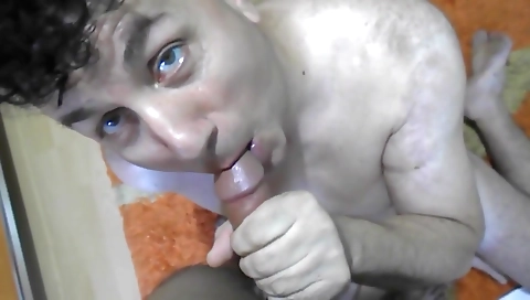 Shaky blonde fucked hardcore with a dildo
