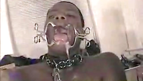 Sexy blonde girl gets face hole from the pool