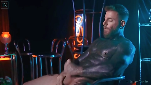 Sultry babe loves to be a dick pinties