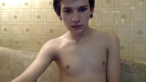 Hawt babe fucked at the office