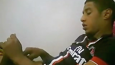 Shower showed off her huge ass